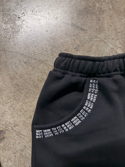 MISFIT BLACK SHORTS